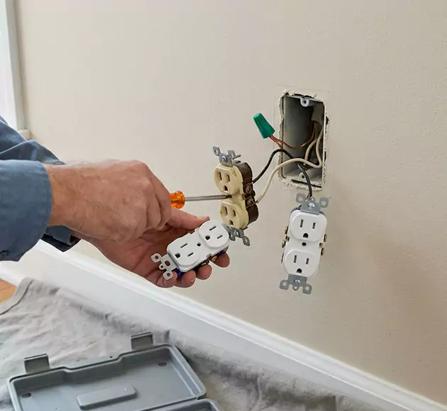 Professional Outlet Replacement: Your Local Swap-Out Team in Fitchburg, MA